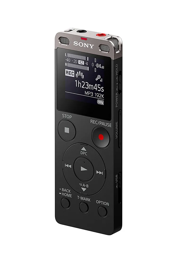 Digital voice recorder with built-in USB