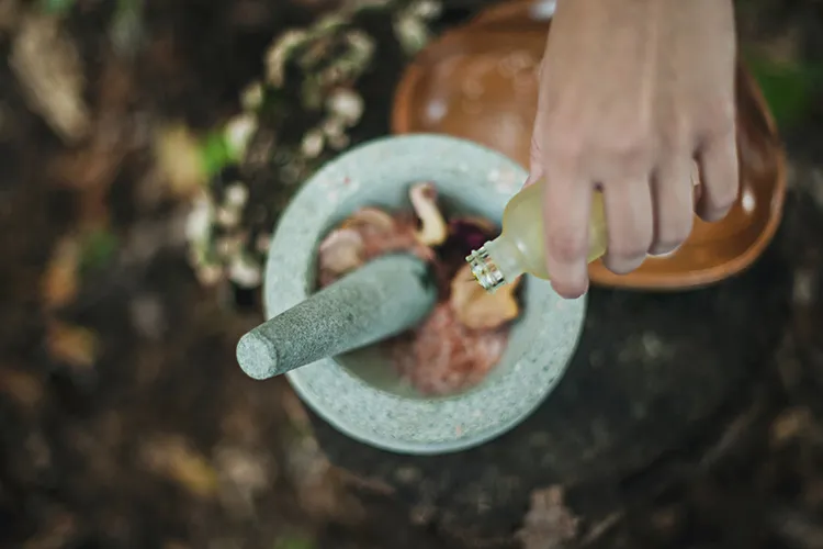 Stone and pestle