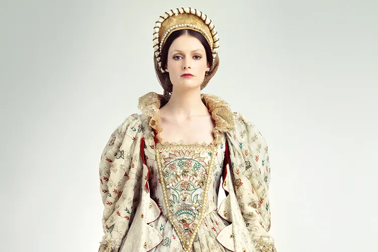 Elizabethan woman