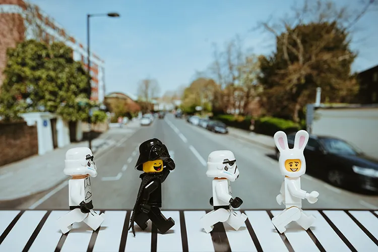 Lego Star Wars characters crossing the road
