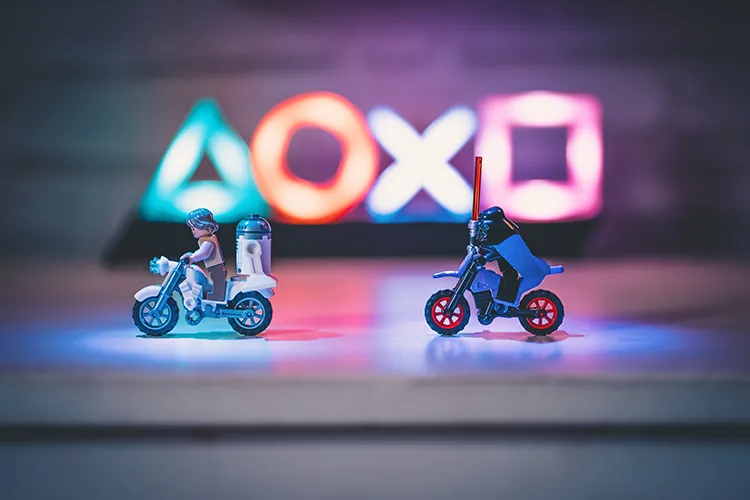 Lego Star Wars motorcycle chase