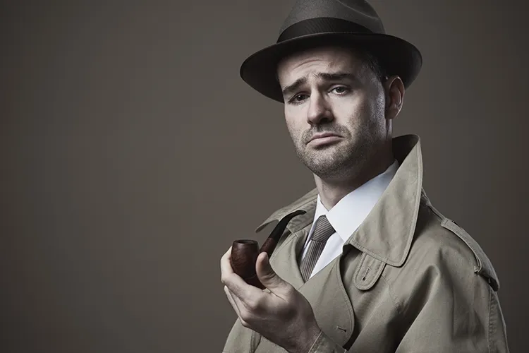 A bumbling detective