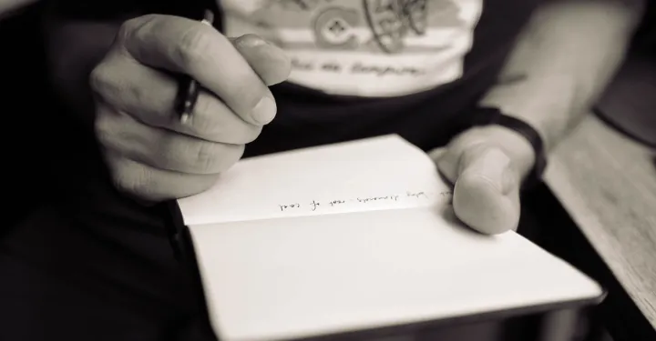 How to Close a Letter in American English